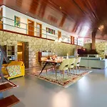 Oak Hill Geres, Portugal Semesterpark