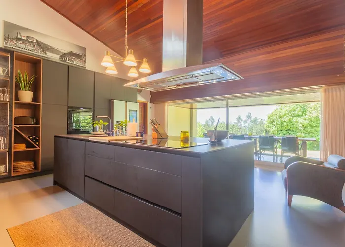 Aldeamento Turístico Oak Hill Gerês, Portugal *