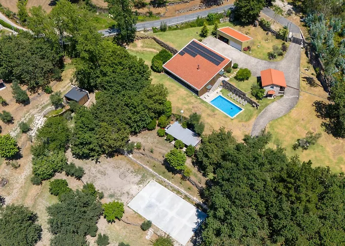 Oak Hill Gerês, Portugal Aldeamento Turístico